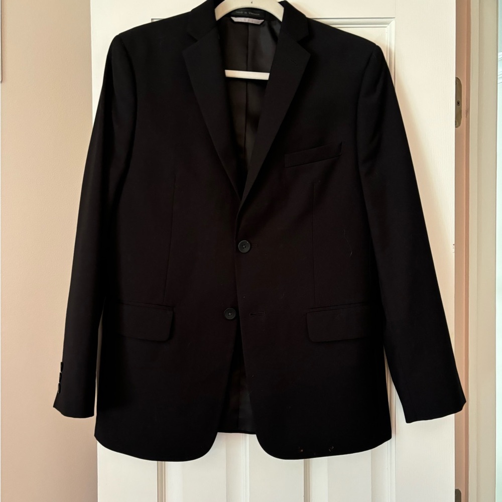 Youth Andrew Marc black suit. Size 18R. Pants 30” inseam. Can be altered